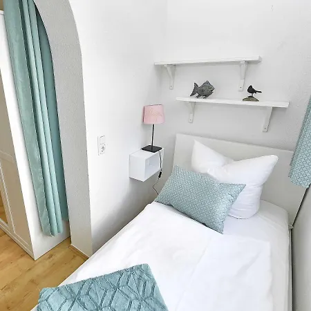 Sanssouci - Apt. 01 Sellin (Rugen)