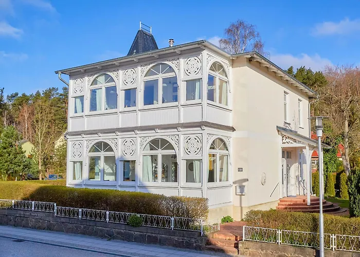 Sanssouci - Apt. 01 * Sellin (Rugen)